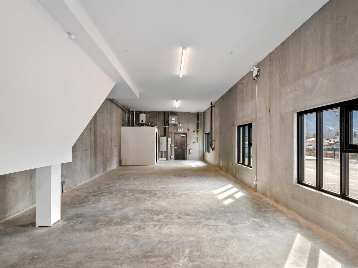 Powder Room Photo of 24 7342 Industrial Way, Pemberton, BC