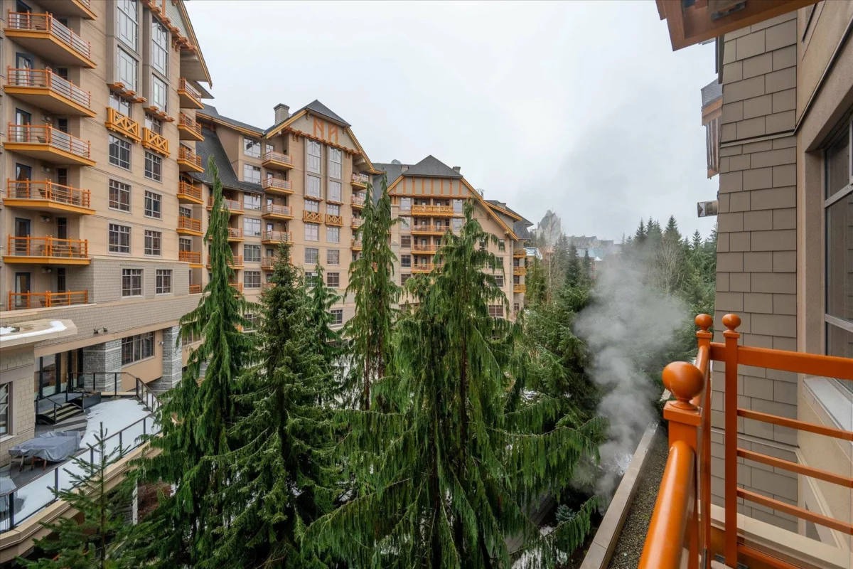 Basement Recreation Room Photo of 454 4591 Blackcomb Way, Whistler, BC
