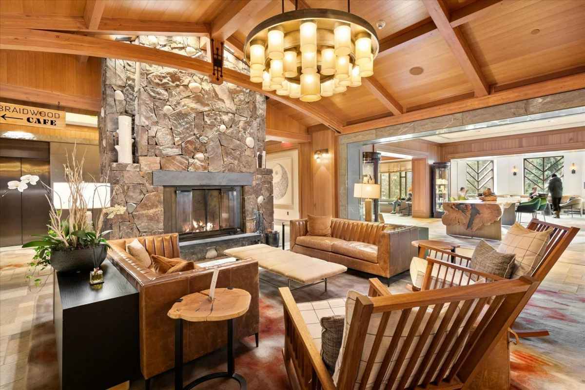 Entry Foyer Photo of 454 4591 Blackcomb Way, Whistler, BC