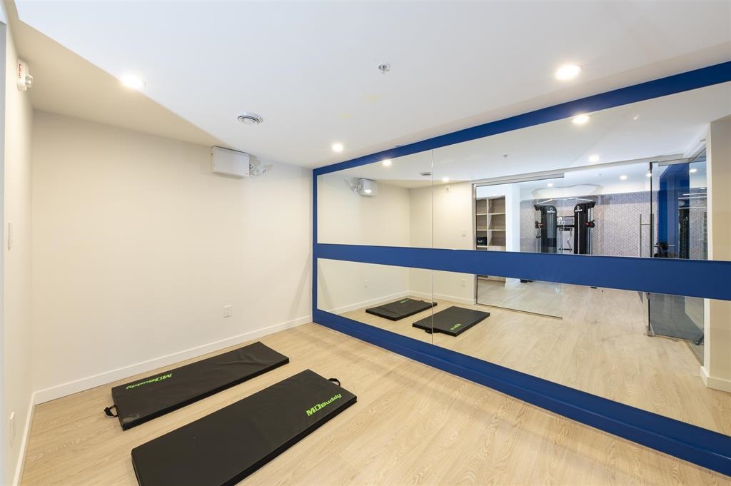 Backyard Photo of 307 13858 108 Avenue, Surrey, BC