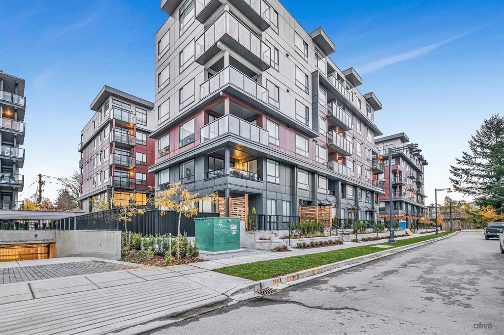 Exterior Rear Photo of 307 13858 108 Avenue, Surrey, BC