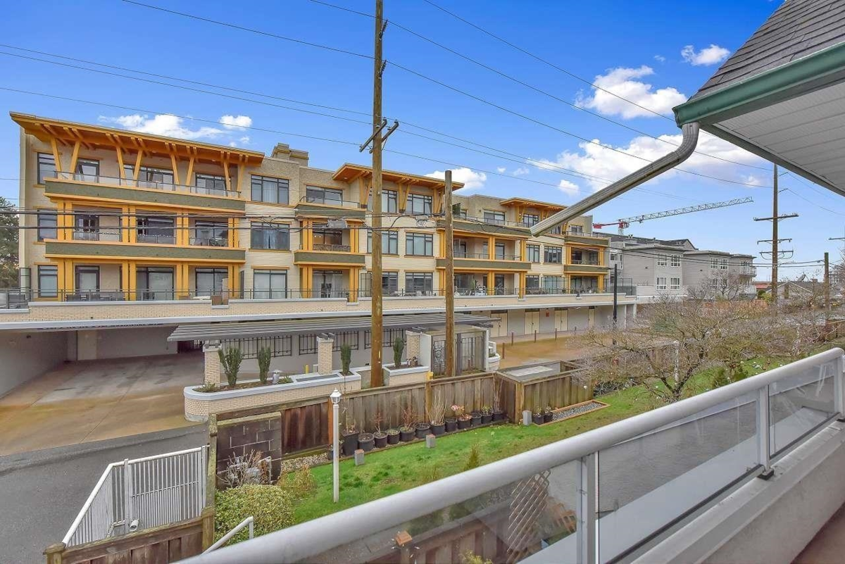 Family Room Photo of 209 3978 Albert Street, Burnaby, BC