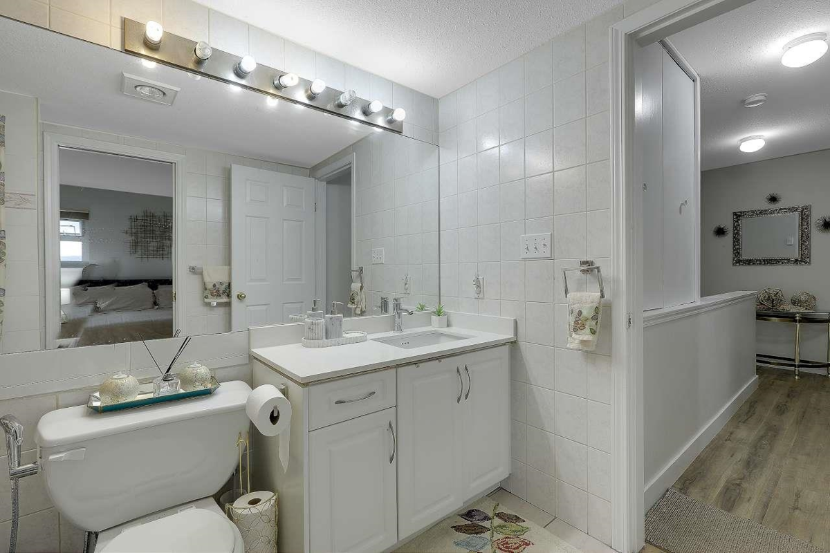 Mudroom Photo of 209 3978 Albert Street, Burnaby, BC