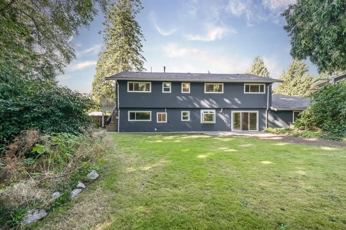 Front Yard Photo of 1020 Pacific Place, Delta, BC