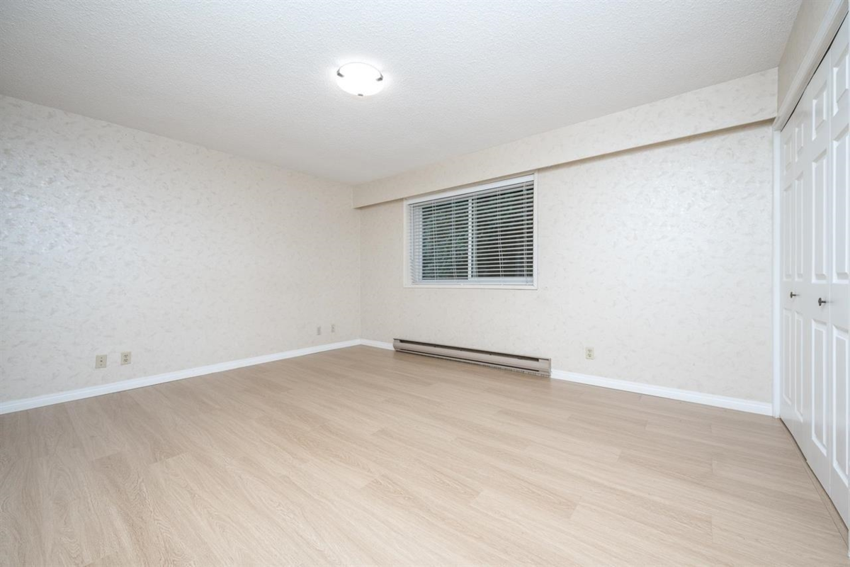 Powder Room Photo of 1020 Pacific Place, Delta, BC