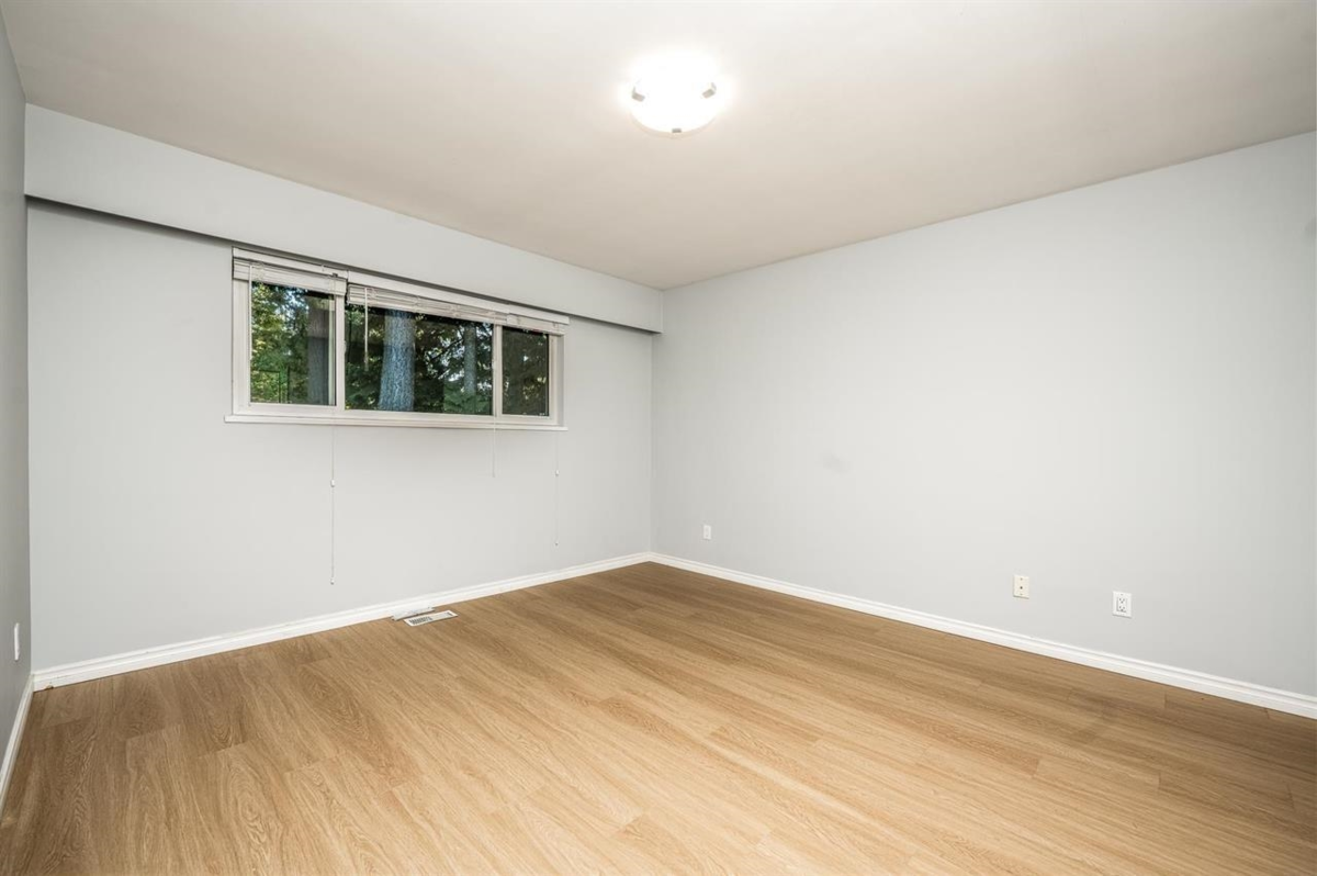 Walk-In Closet Photo of 1020 Pacific Place, Delta, BC