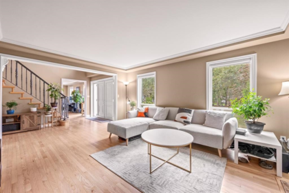 Family Room Photo of 1968 134a Street, Surrey, BC