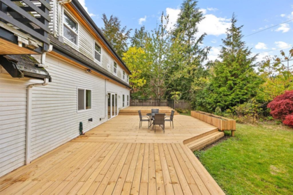 Hot Tub / Spa Photo of 1968 134a Street, Surrey, BC