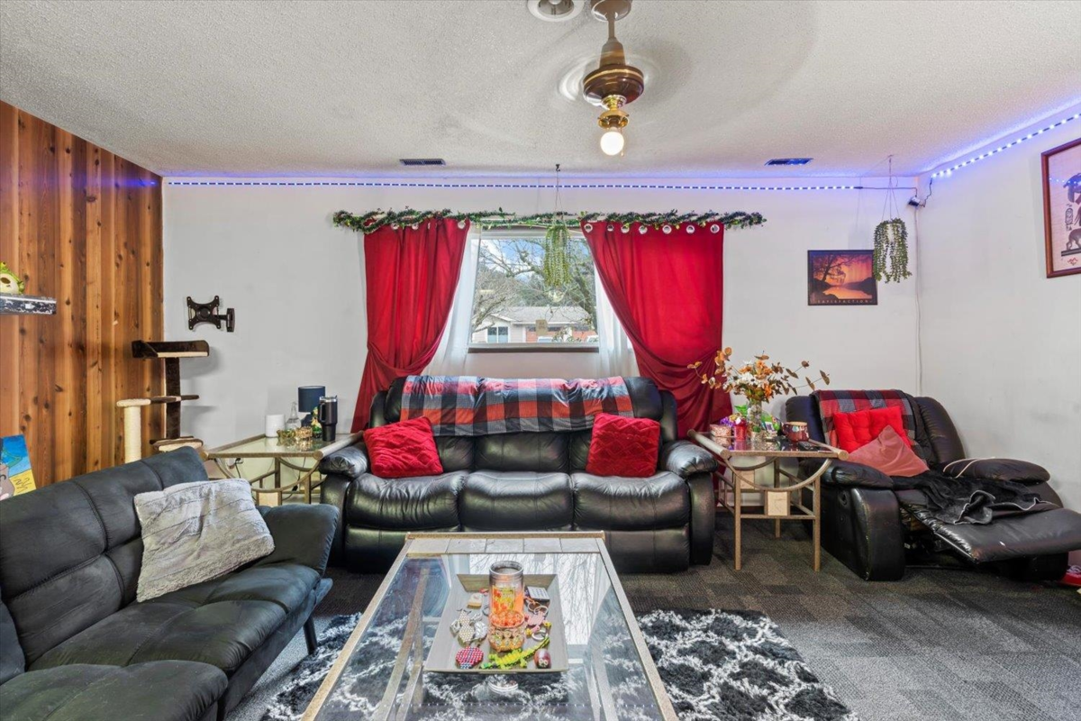 Bedroom 3 Photo of 385 3rd Avenue, Hope, BC