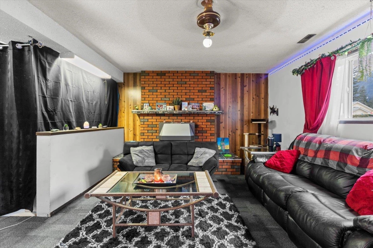 Bedroom 4 Photo of 385 3rd Avenue, Hope, BC