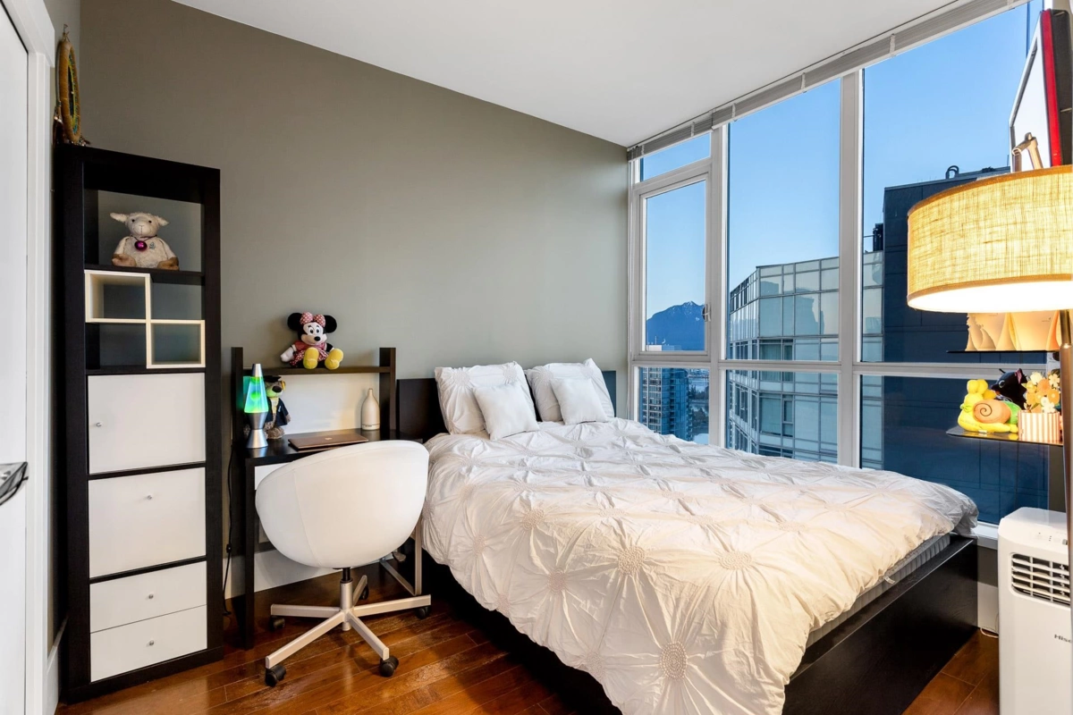 Basement Recreation Room Photo of 3303 1189 Melville Street, Vancouver, BC