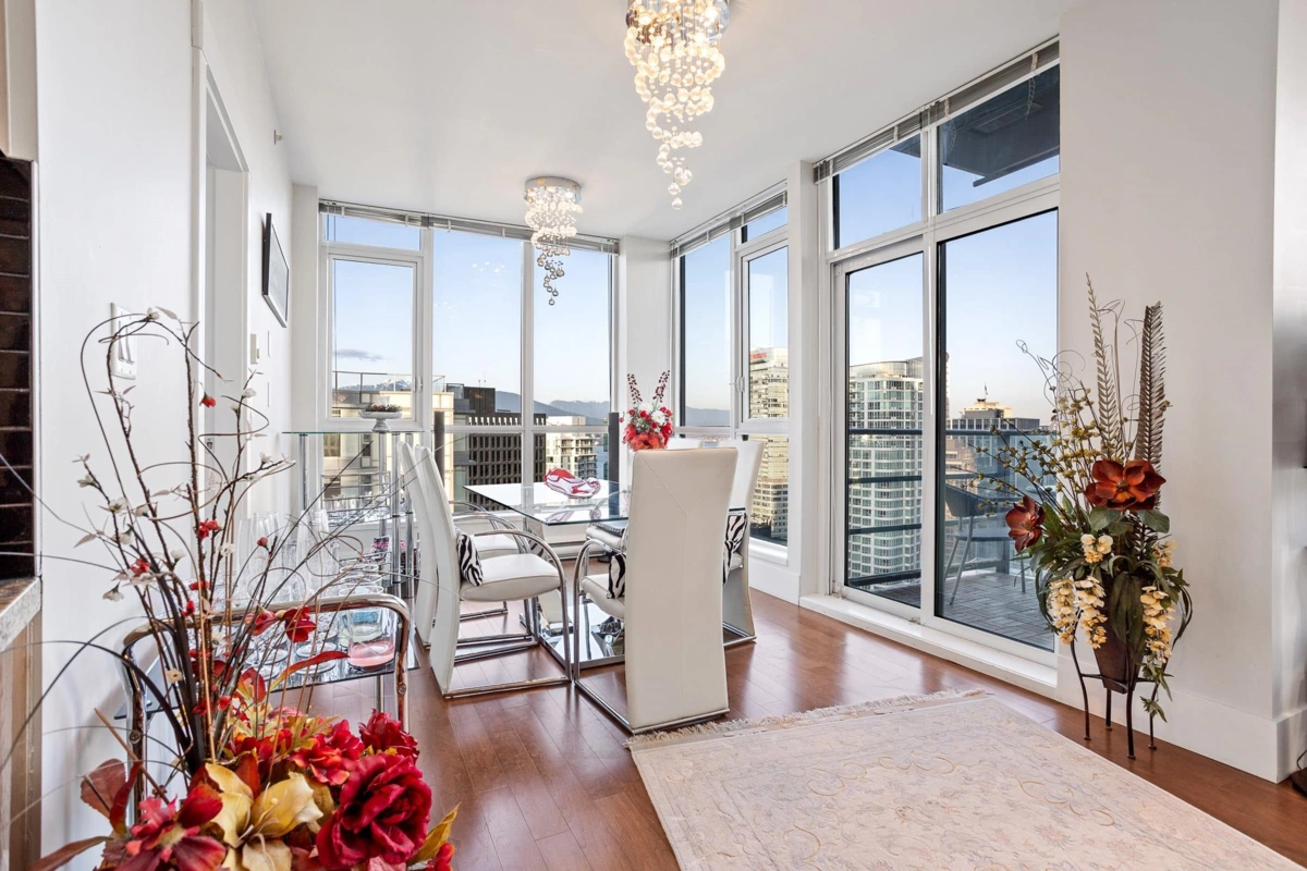 Entry Foyer Photo of 3303 1189 Melville Street, Vancouver, BC