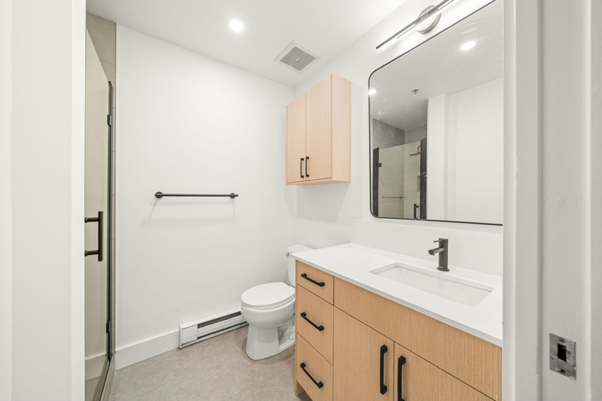 Powder Room Photo of 115 6033 Katsura Street, Richmond, BC