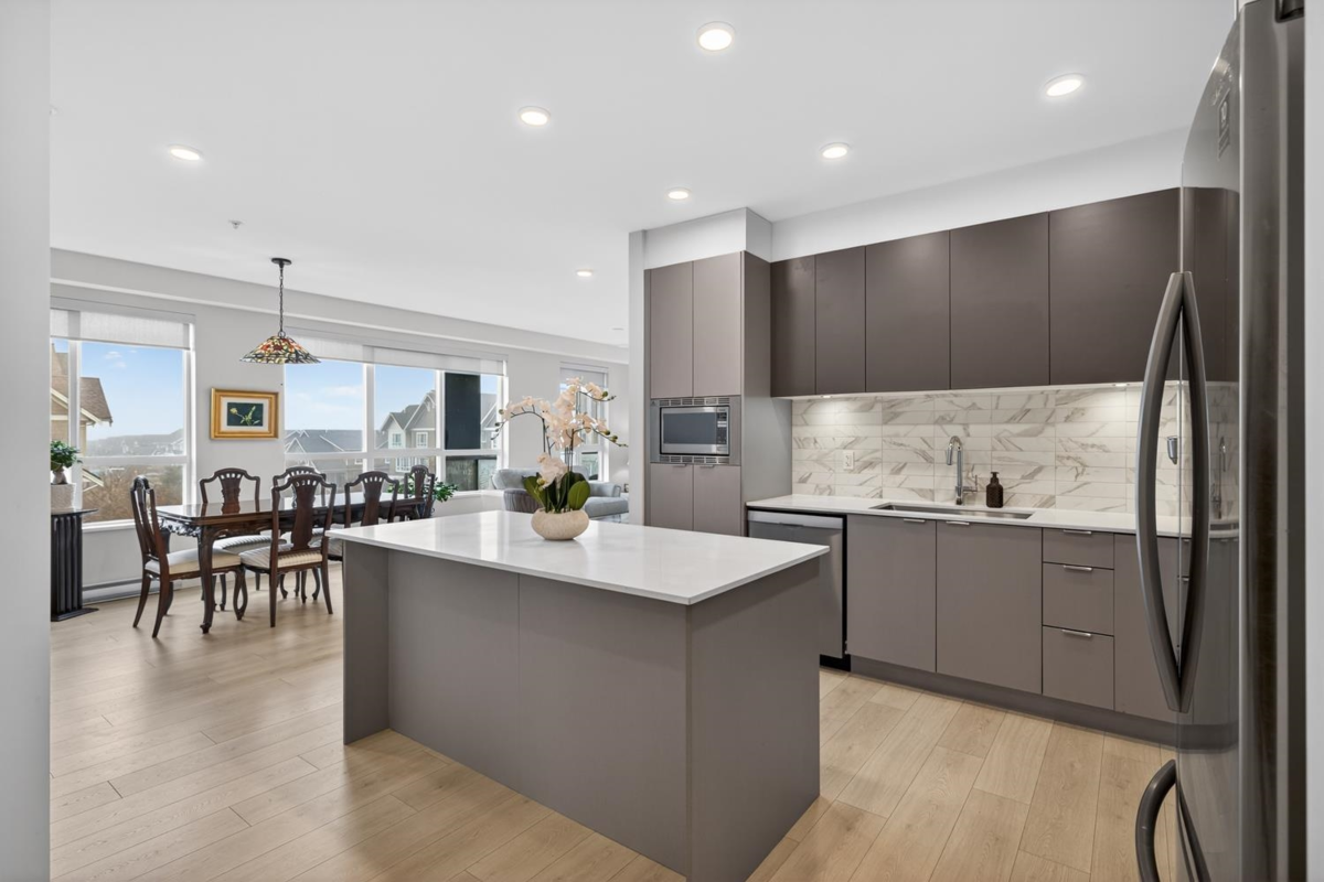 Family Room Photo of 319 1792 Starling Drive, Tsawwassen, BC