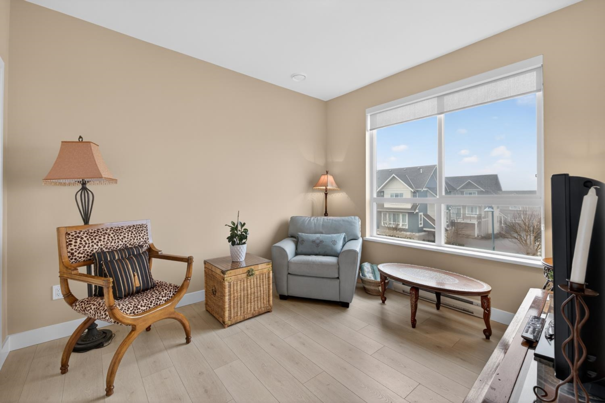 Laundry Room Photo of 319 1792 Starling Drive, Tsawwassen, BC
