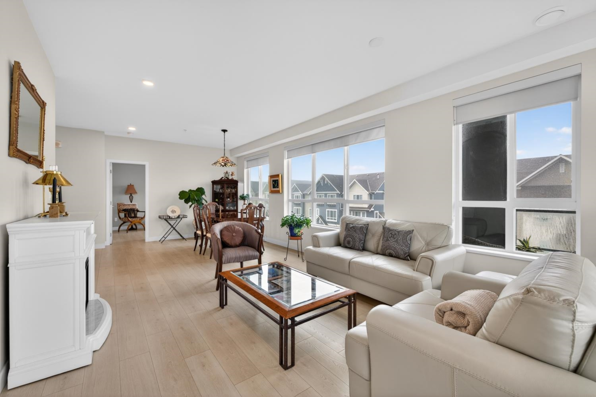 Pantry Photo of 319 1792 Starling Drive, Tsawwassen, BC