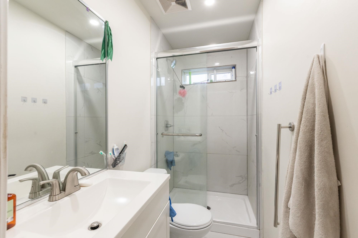 Basement Recreation Room Photo of 8412 134b Street, Surrey, BC