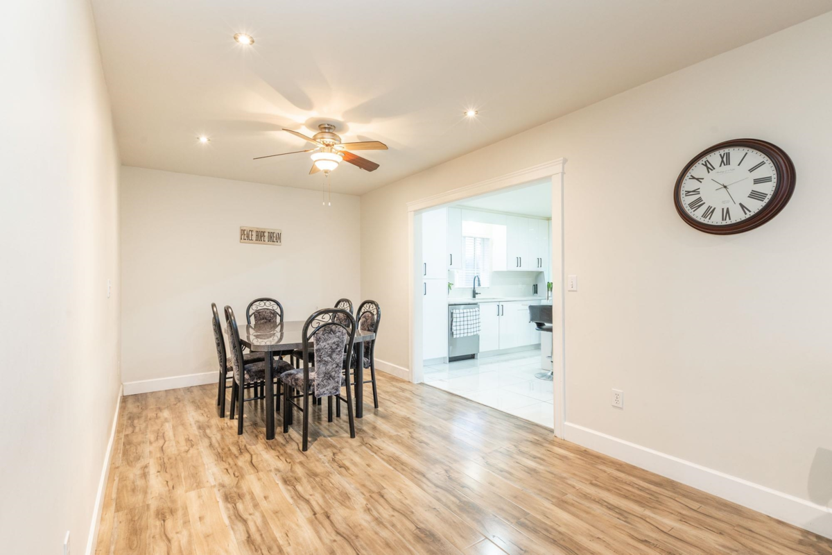 Breakfast Nook Photo of 8412 134b Street, Surrey, BC