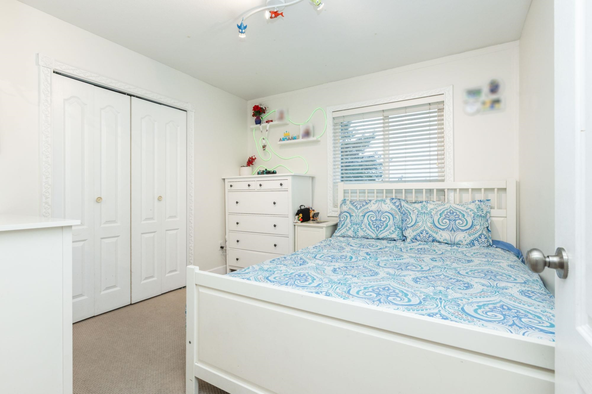 Office / Den Photo of 8412 134b Street, Surrey, BC