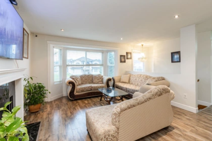 8412 134b Street, Surrey, BC