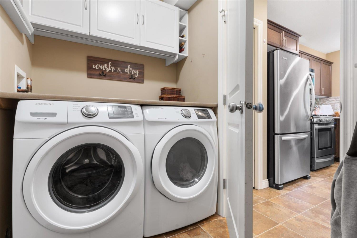 Backyard Photo of 28 1175 7th Avenue, Hope, BC