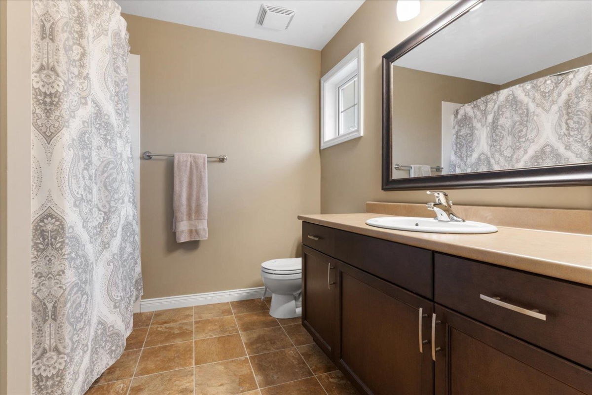 Laundry Room Photo of 28 1175 7th Avenue, Hope, BC