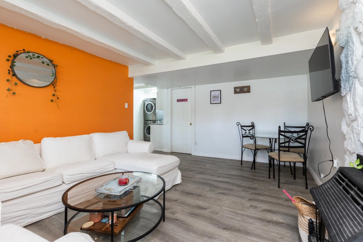 Outdoor Kitchen Photo of 27283 29 Avenue, Langley, BC