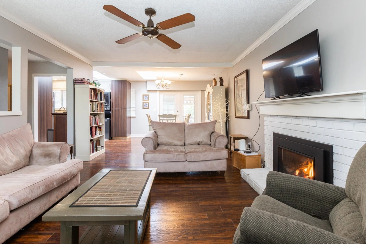 Primary Bedroom Photo of 27283 29 Avenue, Langley, BC