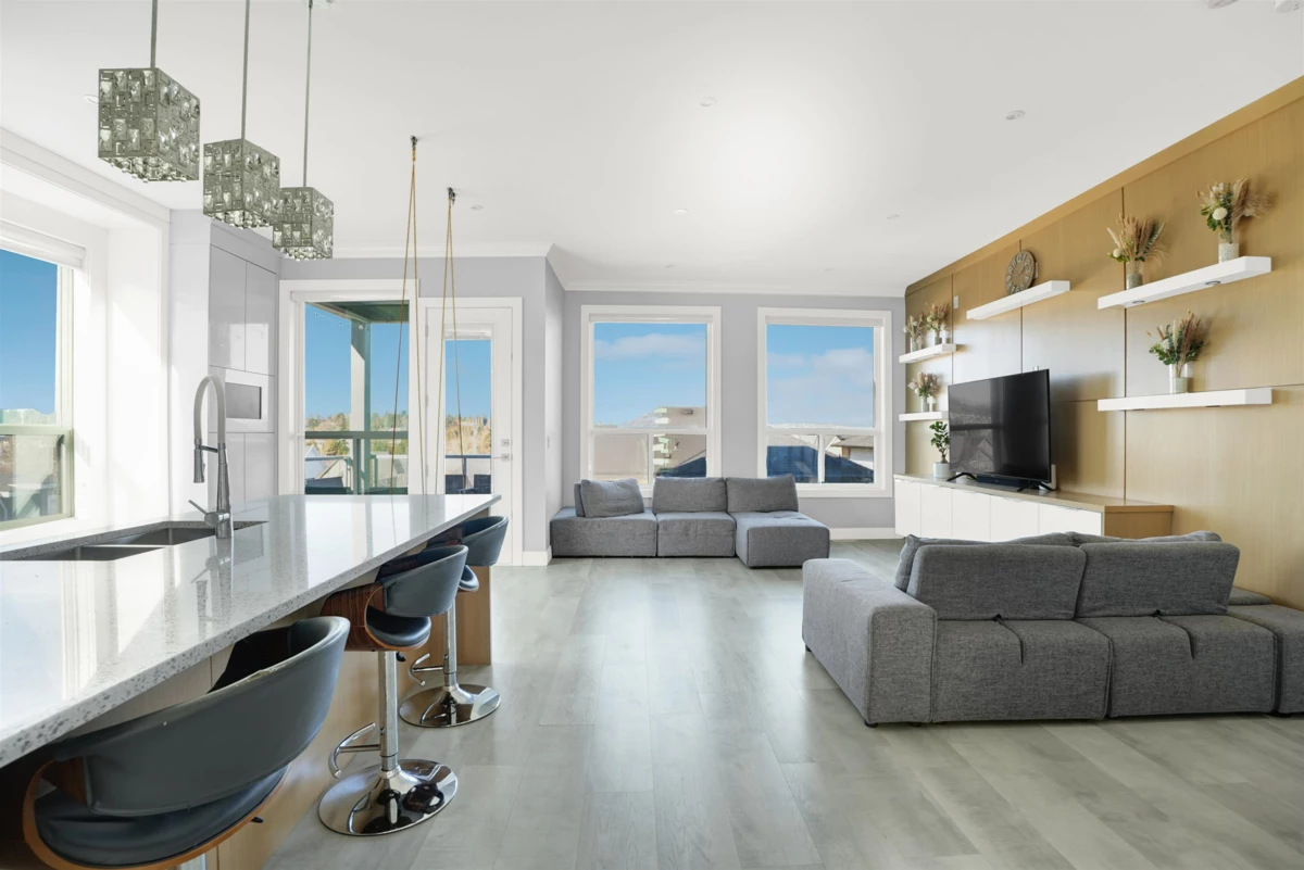 Garage Interior Photo of 14919 62a Avenue, Surrey, BC