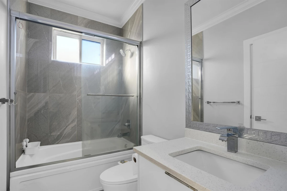 Staircase Photo of 14919 62a Avenue, Surrey, BC