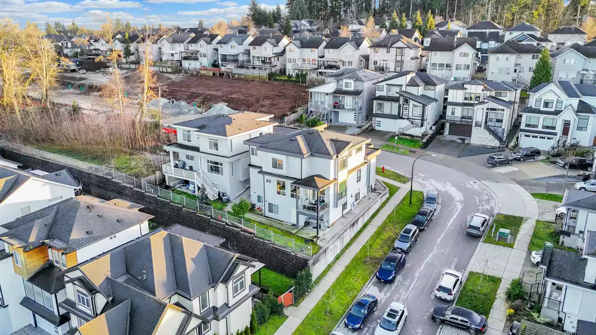 Swimming Pool Photo of 14919 62a Avenue, Surrey, BC