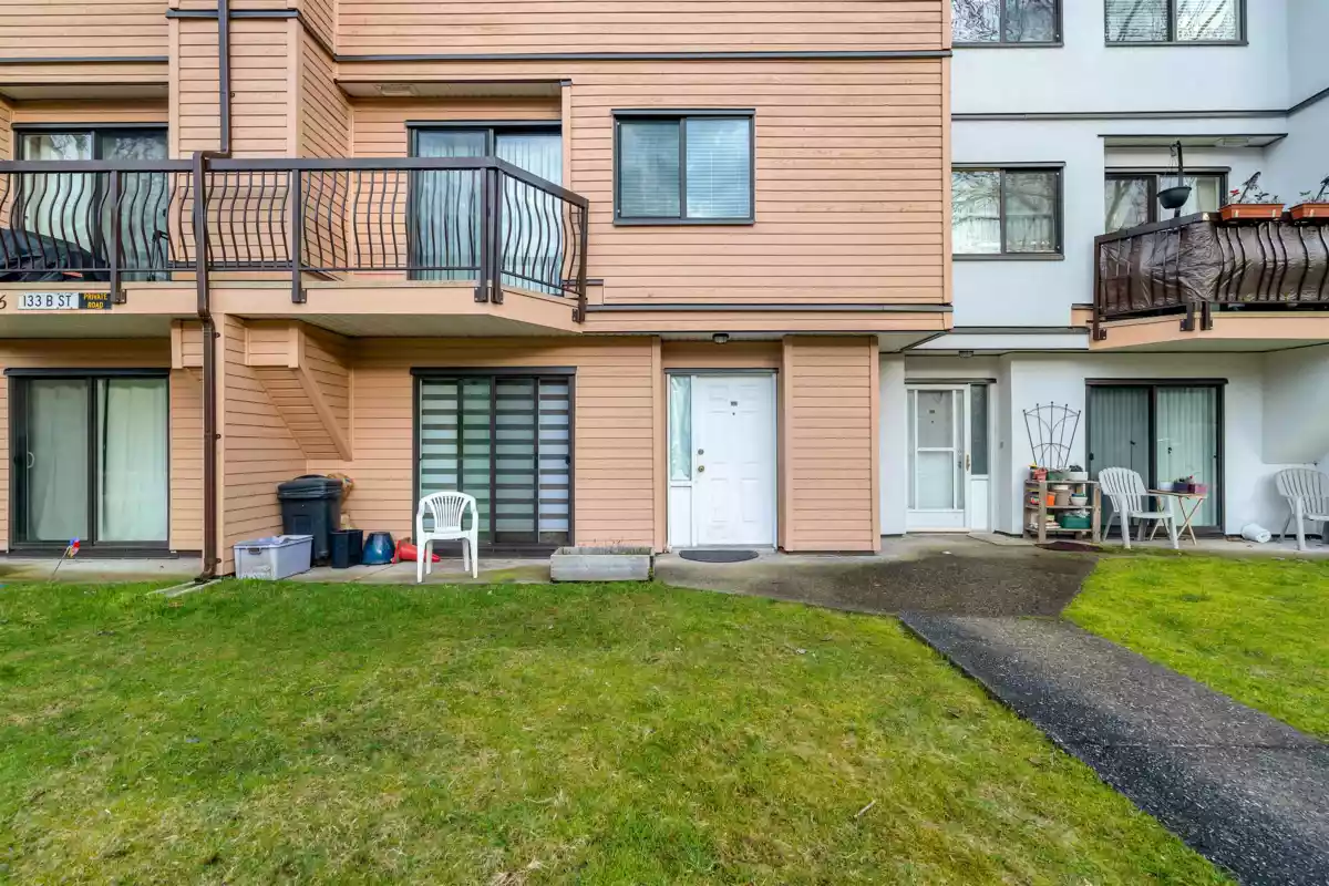 Bedroom 3 Photo of 105 7116 133b Street, Surrey, BC