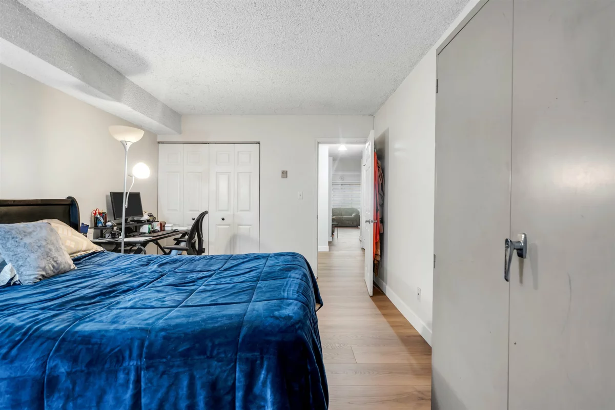 Kitchen Island Photo of 105 7116 133b Street, Surrey, BC