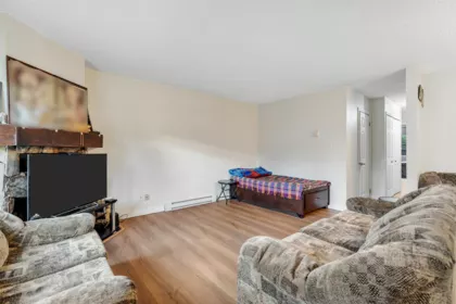 105 7116 133b Street, Surrey, BC