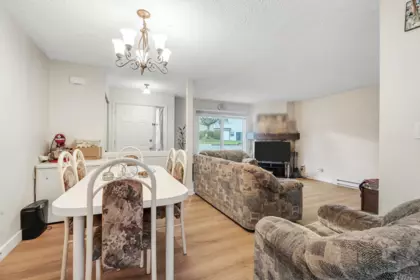 105 7116 133b Street, Surrey, BC
