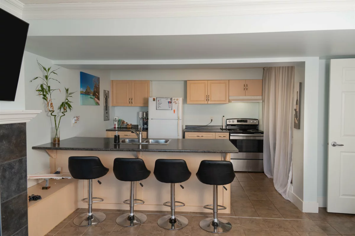 Front Yard Photo of 10707 248 Street, Maple Ridge, BC