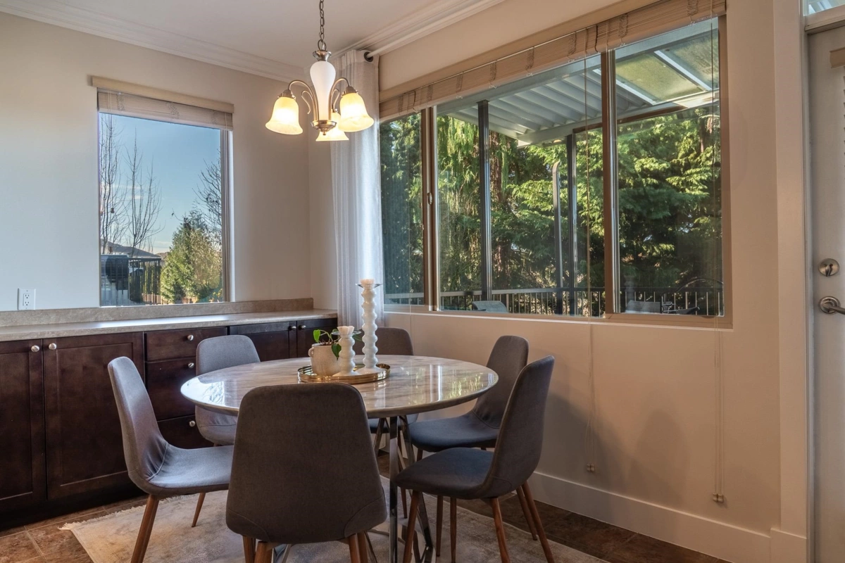 Kitchen Photo of 10707 248 Street, Maple Ridge, BC