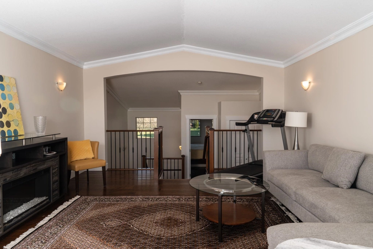 Laundry Room Photo of 10707 248 Street, Maple Ridge, BC