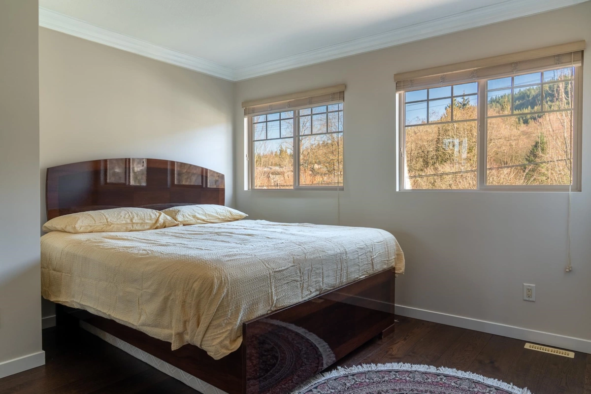 Powder Room Photo of 10707 248 Street, Maple Ridge, BC