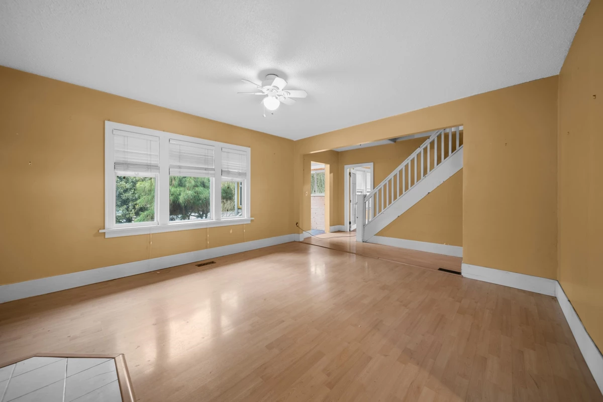 Staircase Photo of 29380 Huntingdon Road, Abbotsford, BC