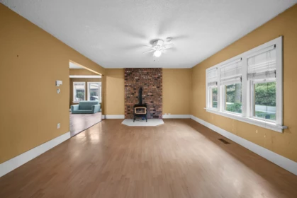 Hallway Photo of 29380 Huntingdon Road, Abbotsford, BC
