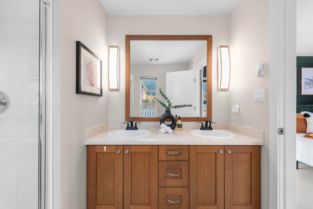 Backyard Photo of 38226 Eaglewind Boulevard, Squamish, BC