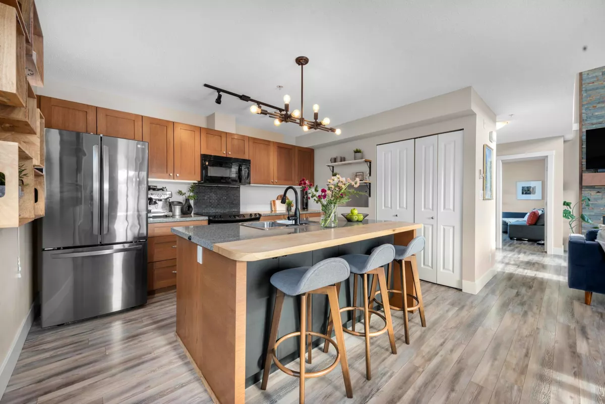 Pantry Photo of 38226 Eaglewind Boulevard, Squamish, BC