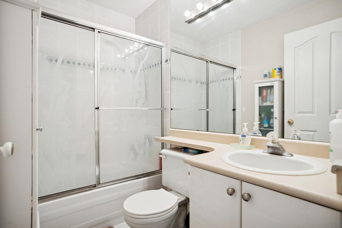 Outdoor Kitchen Photo of 2085 Qualicum Drive, Vancouver, BC