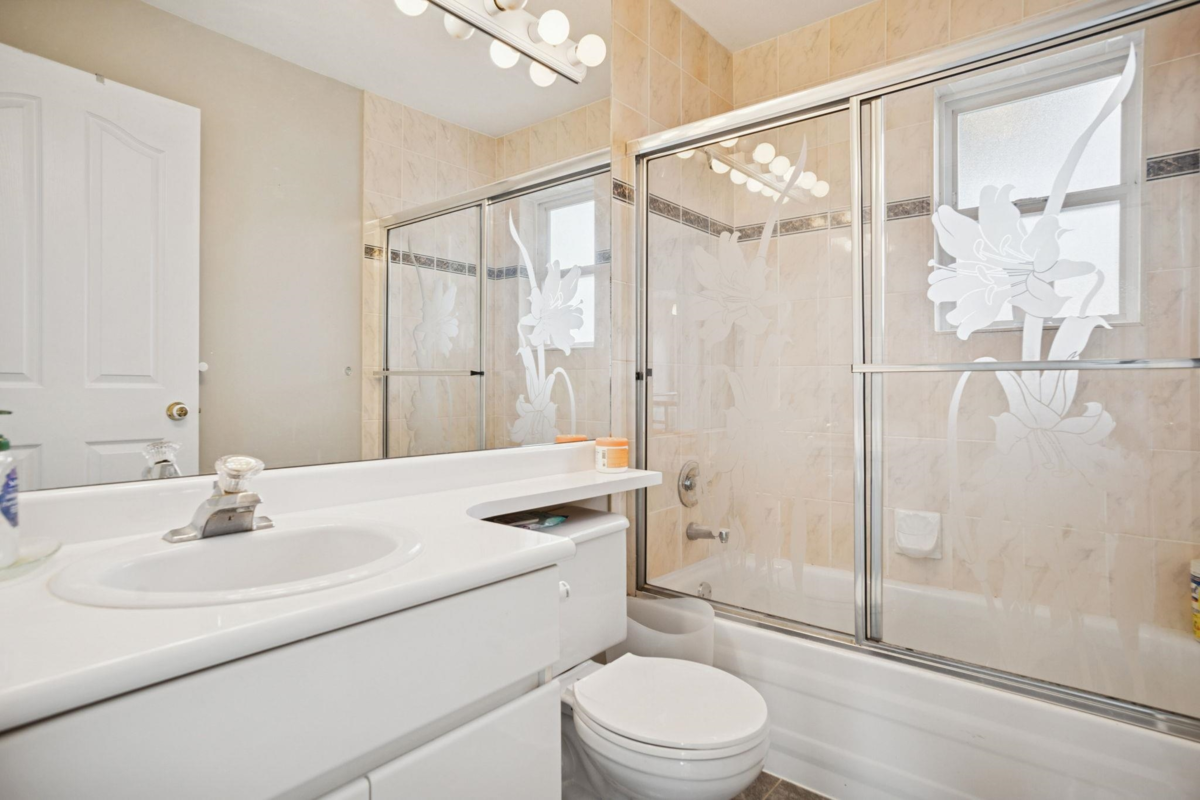 Staircase Photo of 2085 Qualicum Drive, Vancouver, BC