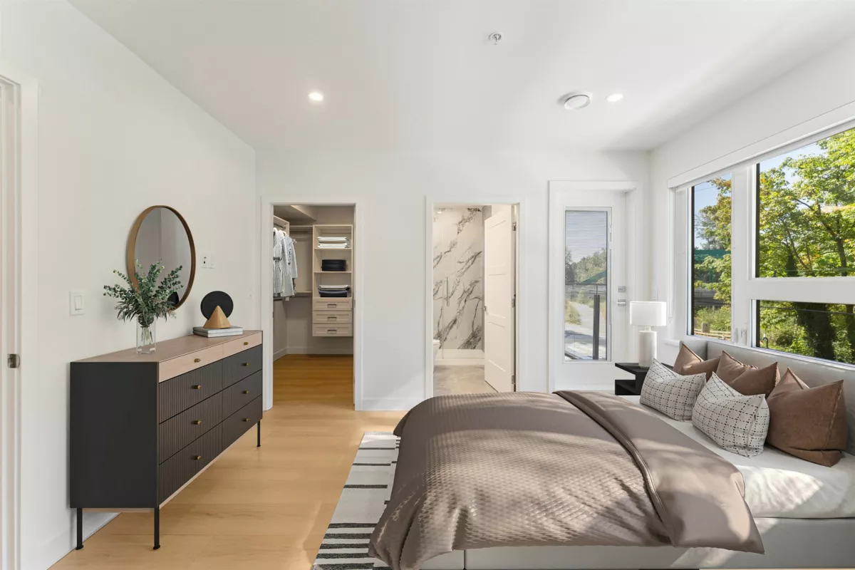 Breakfast Nook Photo of 844 St. Denis Avenue, North Vancouver, BC