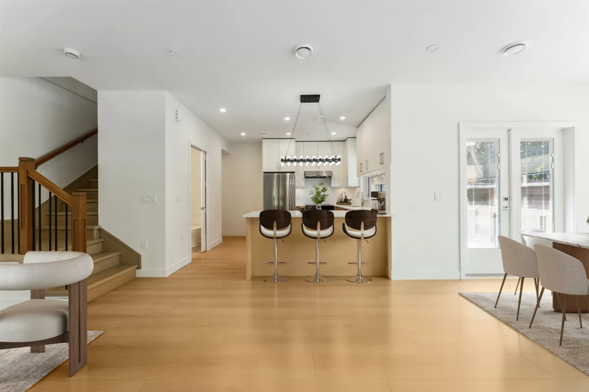 Kitchen Island Photo of 844 St. Denis Avenue, North Vancouver, BC