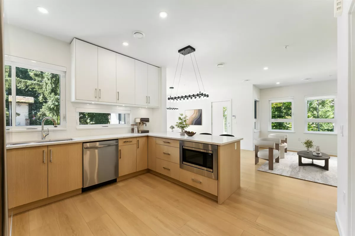 Living Room Photo of 844 St. Denis Avenue, North Vancouver, BC