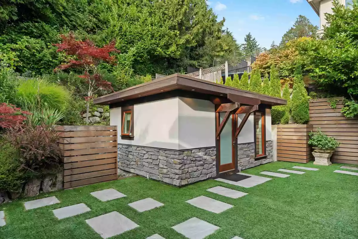 Family Room Photo of 2643 Nelson Avenue, West Vancouver, BC