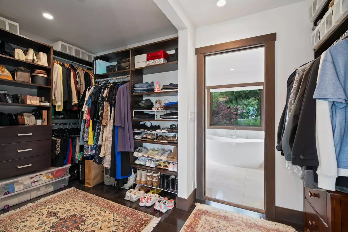 Garage Interior Photo of 2643 Nelson Avenue, West Vancouver, BC